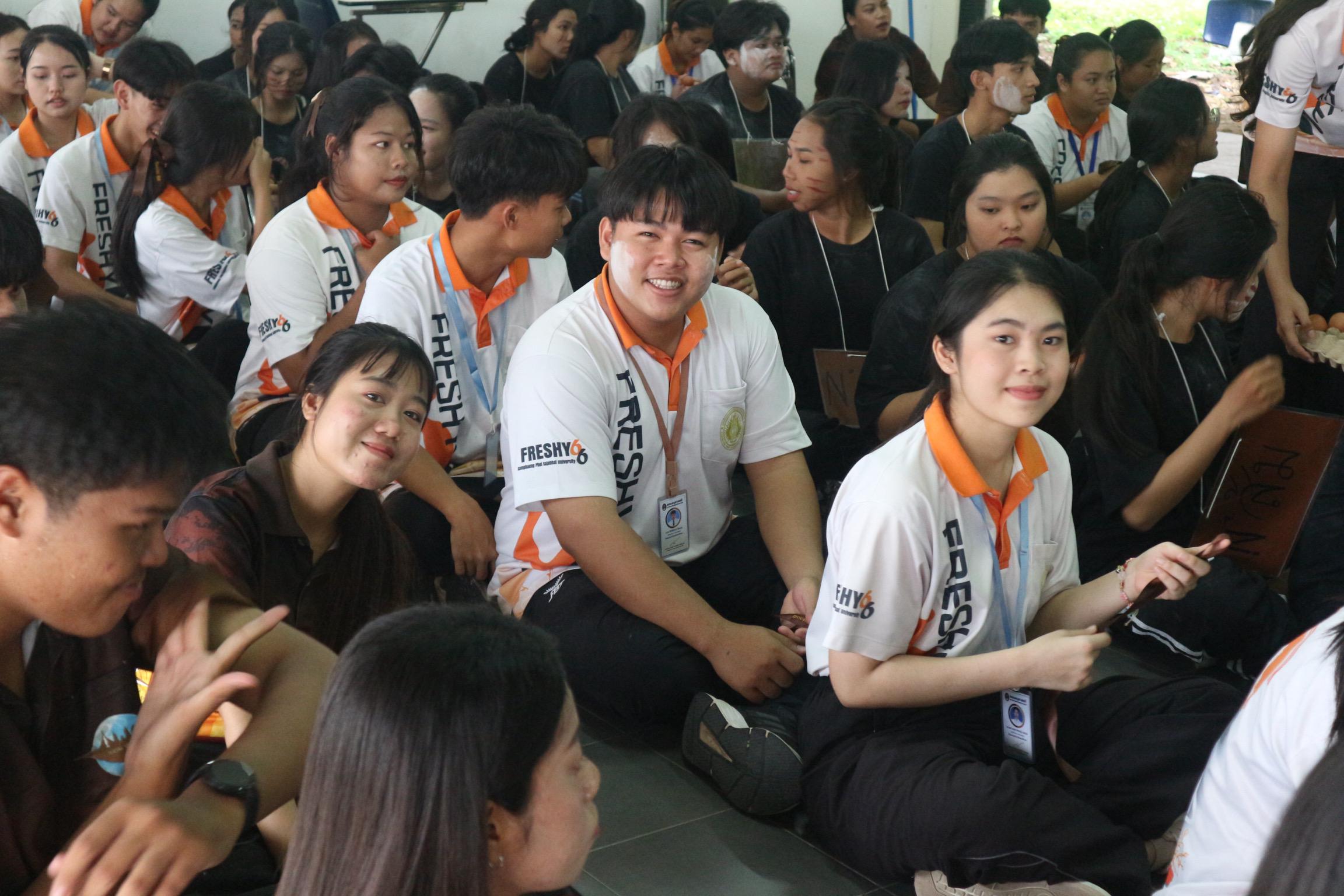 94. วันที่ 30 กรกฎาคม 2567 โปรแกรมวิชาสังคมศึกษา คณะครุศาสตร์ จัดกิจกรรมเฉลยสายรหัส และสันทนาการ ให้กับนักศึกษาชั้นปีที่ 1 