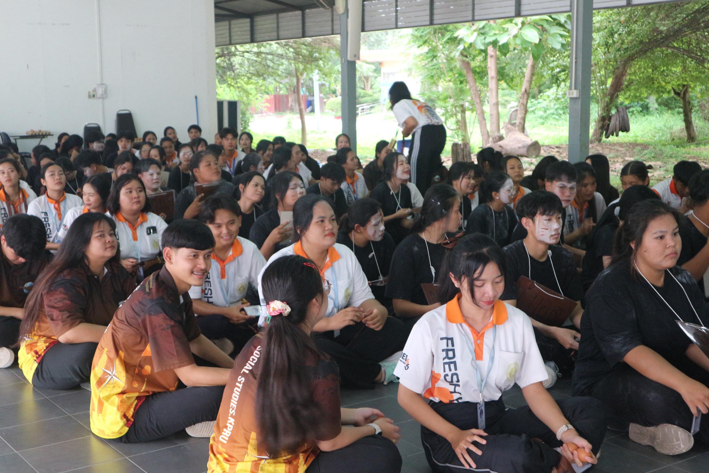 99. วันที่ 30 กรกฎาคม 2567 โปรแกรมวิชาสังคมศึกษา คณะครุศาสตร์ จัดกิจกรรมเฉลยสายรหัส และสันทนาการ ให้กับนักศึกษาชั้นปีที่ 1 