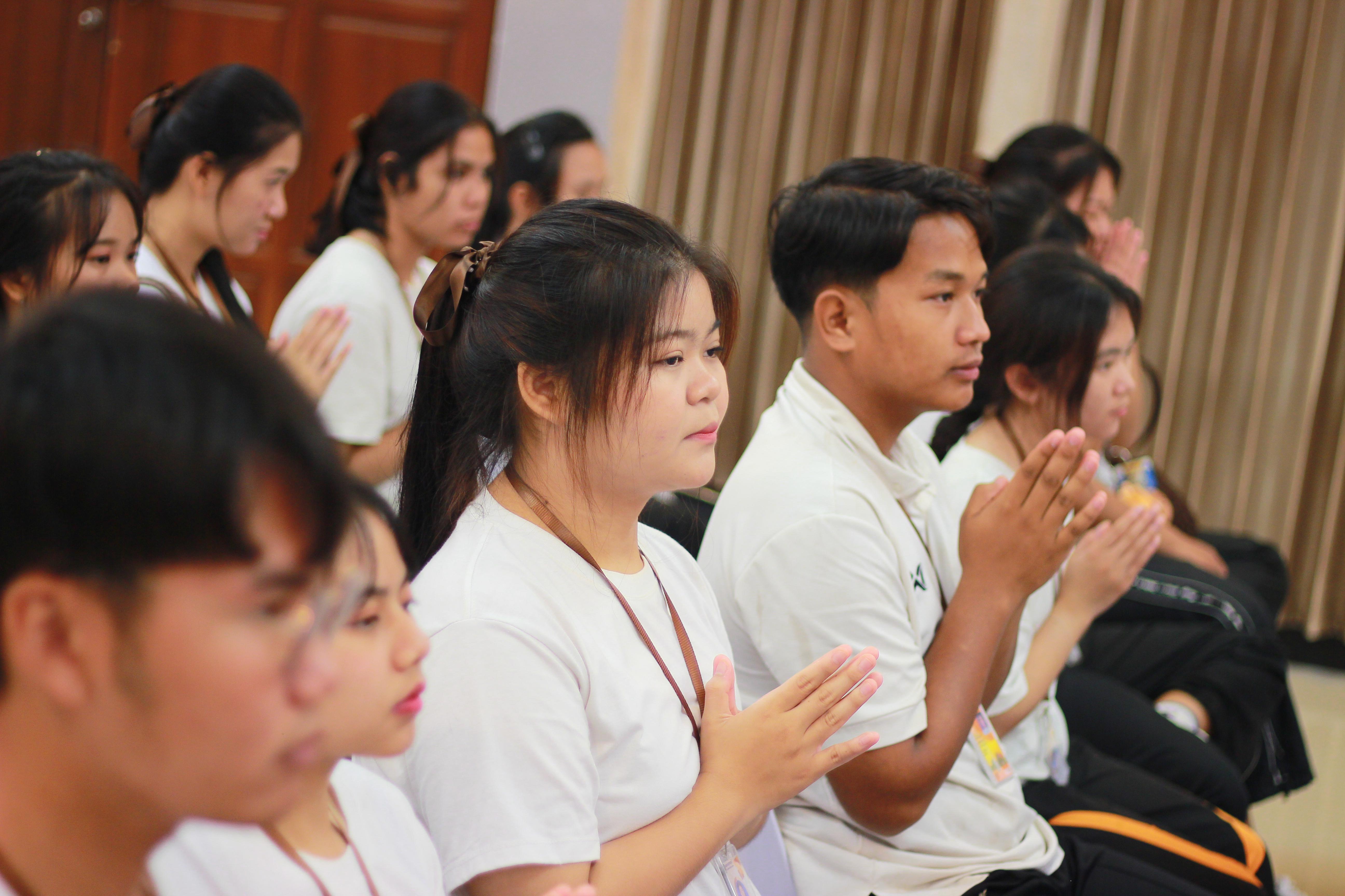 116. วันที่ 7 กันยายน 2567 โปรแกรมวิชาสังคมศึกษา คณะครุศาสตร์ จัดกิจกรรมสานสัมพันธ์สายใยสังคมศึกษา เพื่อเสริมสร้างความสัมพันธ์ที่ดีให้กับนักศึกษาชั้นปีที่ 1 ช่วงเช้า พิธีทำบุญตักบาตร และบายศรีสู่ขวัญ