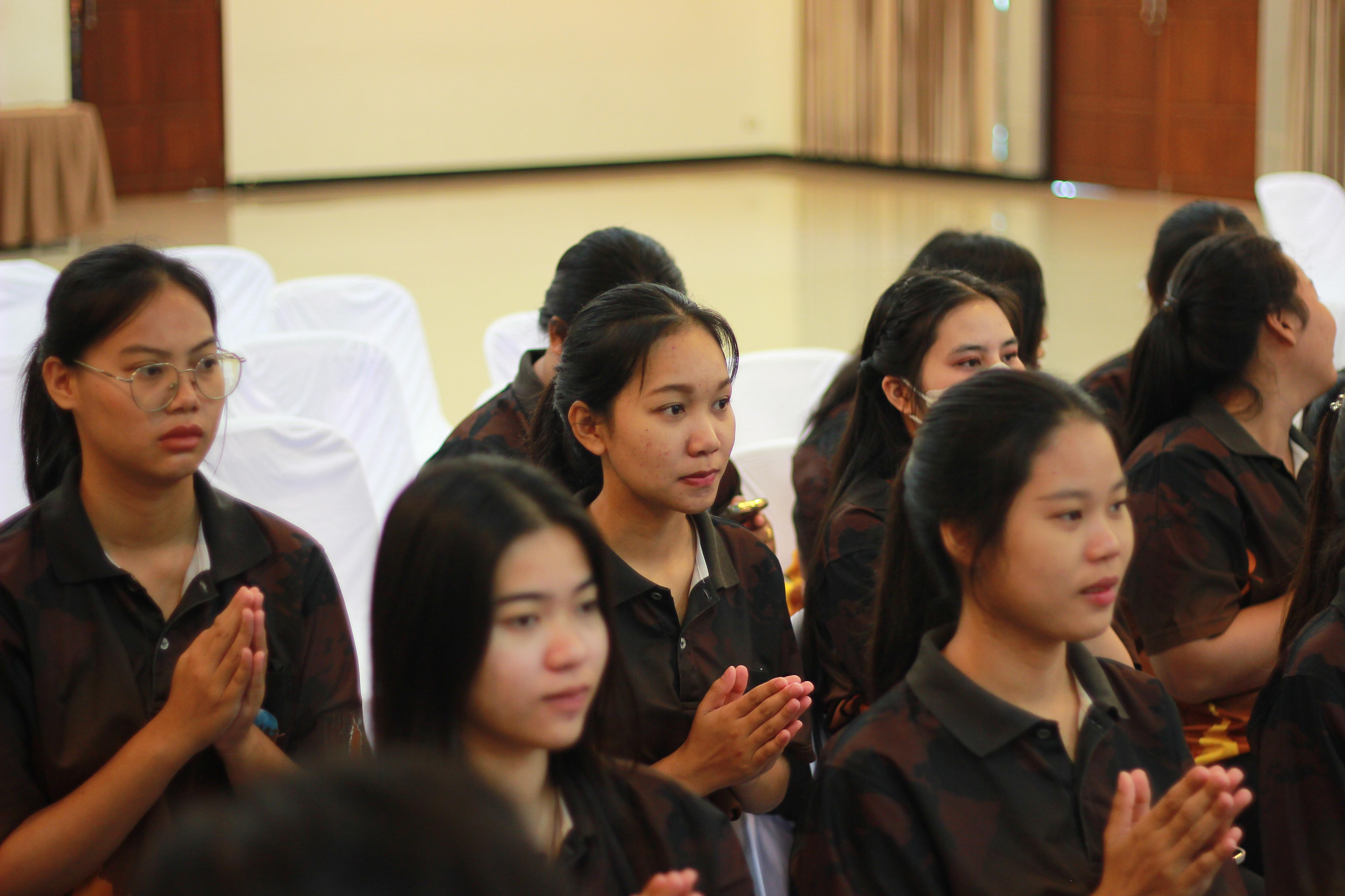127. วันที่ 7 กันยายน 2567 โปรแกรมวิชาสังคมศึกษา คณะครุศาสตร์ จัดกิจกรรมสานสัมพันธ์สายใยสังคมศึกษา เพื่อเสริมสร้างความสัมพันธ์ที่ดีให้กับนักศึกษาชั้นปีที่ 1 ช่วงเช้า พิธีทำบุญตักบาตร และบายศรีสู่ขวัญ